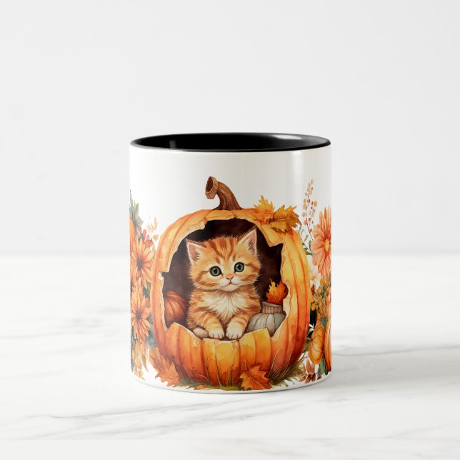 Fall Pumpkin und Kitten Zweifarbige Tasse (Mittel)
