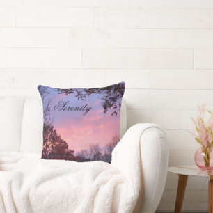 Fall Sonnenuntergang über Bäumen Serenity Throw Ki Kissen