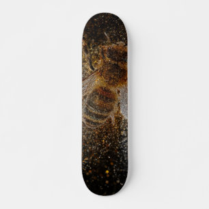 Fallende Bienen sind magisch Skateboard