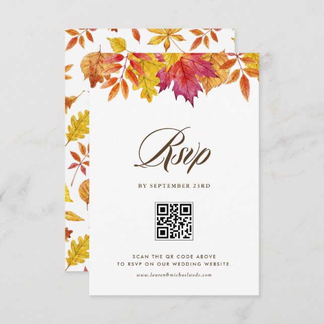 Fallende Blätter Garland Herbsthochzeit QR-Code RSVP Karte (Vorne/Hinten)
