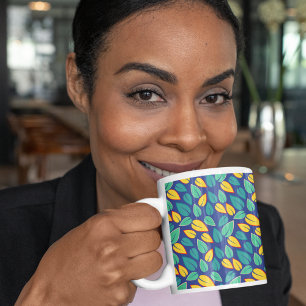 Fallendes Muster für grüne und gelbe Blätter Zweifarbige Tasse
