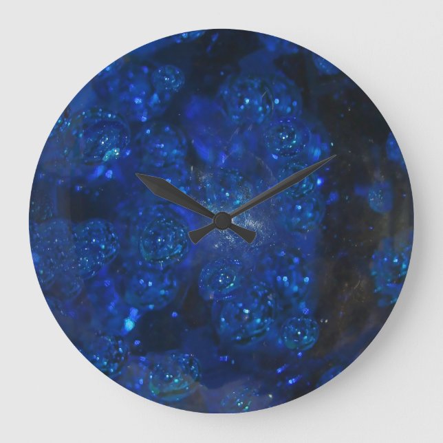 Falling Blue Glass Bubbles Große Wanduhr (Vorderseite)