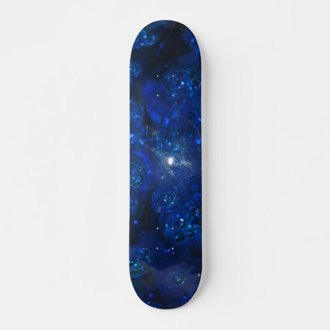 Falling Blue Glass Bubbles Skateboard (Vorne)