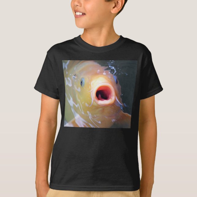 Falln Singing Ghost Koi T-Shirt (Vorderseite)