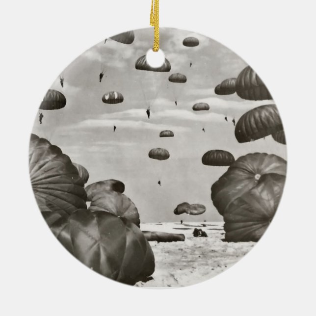 Fallschirmjäger-Landung Keramikornament (Hinten)