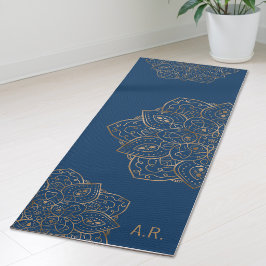 Falsche Goldfolie auf dunkelblauer Mandala mit Ini Yogamatte