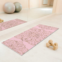 Falsche Goldfolie auf hellrosa dekorativem Mandala Yogamatte