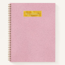 Falsche rosa Ledertextur mit Goldfolienbanner