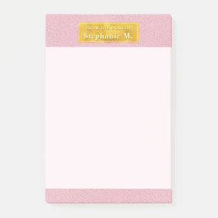 Falsche rosa Ledertextur mit Goldfolienbanner Post-it Klebezettel