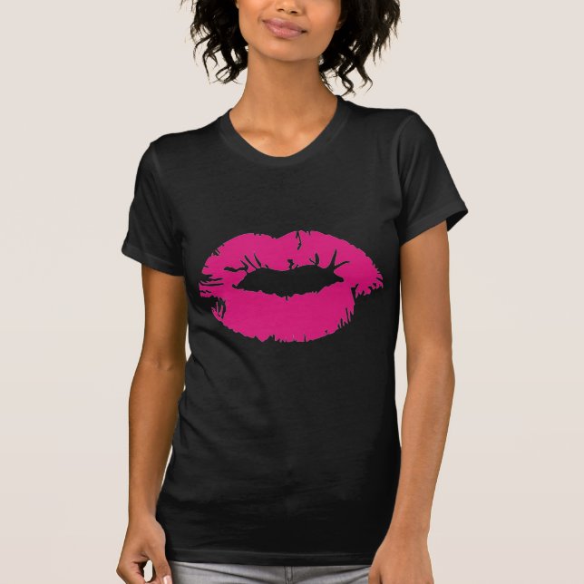 Fältchen-rosa Lippenstift T-Shirt (Vorderseite)
