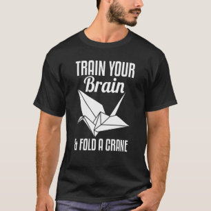 Falten eines Orogami-Krans T-Shirt