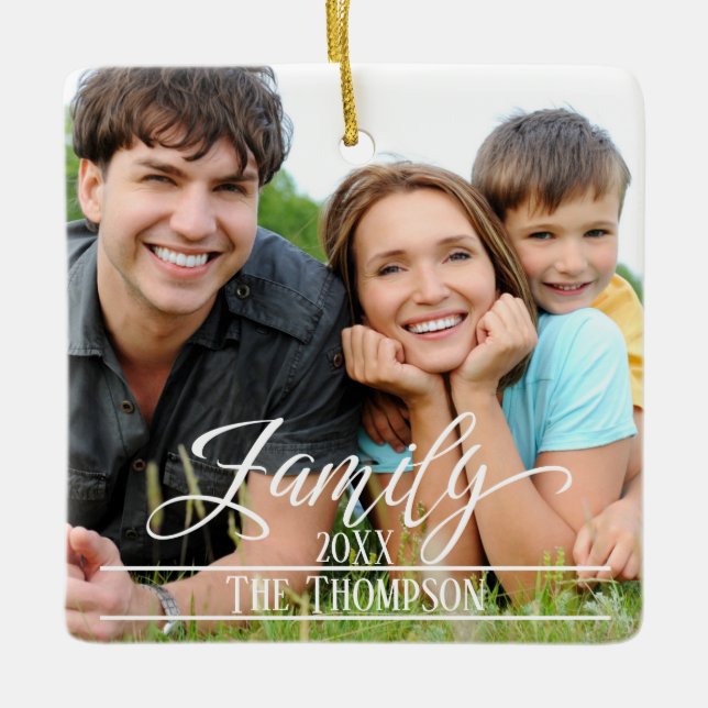 Familie Elegantes Weihnachts-Foto Personalisierter Keramikornament (Vorderseite)
