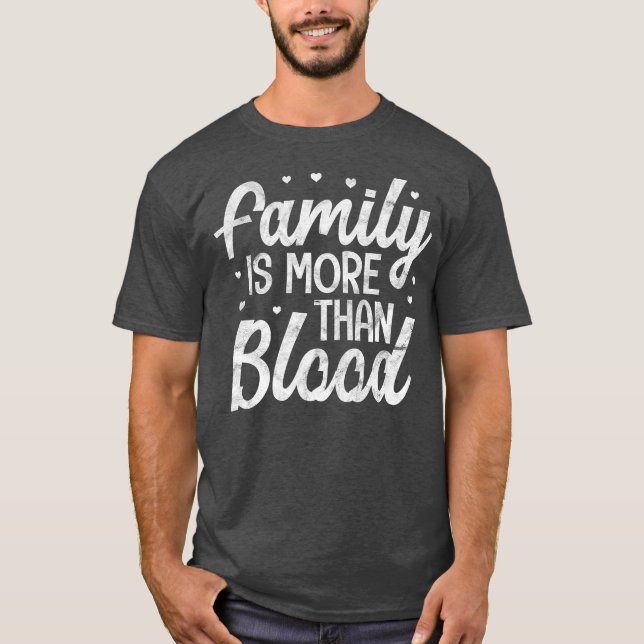Familie ist mehr als Adoption Blut fördert Mama Va T-Shirt (Vorderseite)