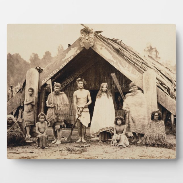 Familie Maori, Neuseeland, c.1880s (Albumen-Druck) Fotoplatte (Vorderseite)