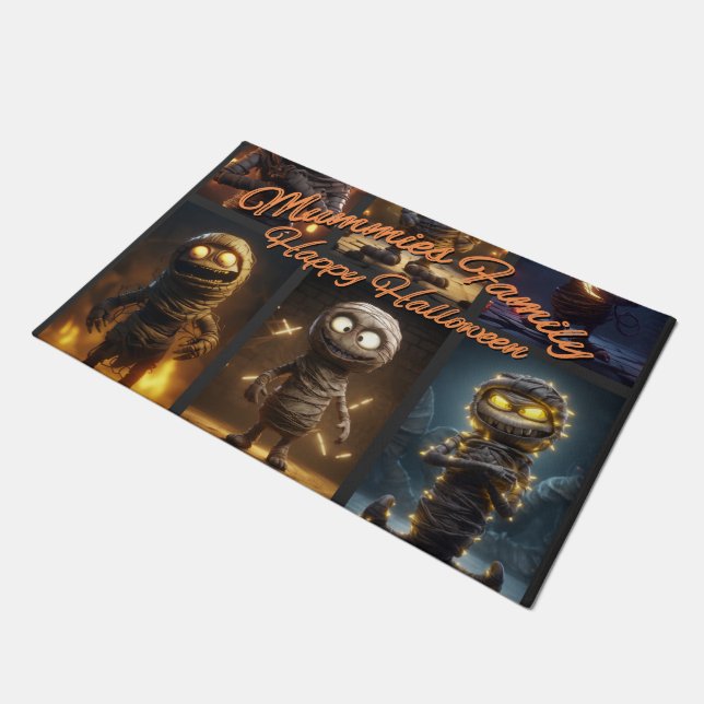 Familie Mummies Fußmatte (Schrägansicht)