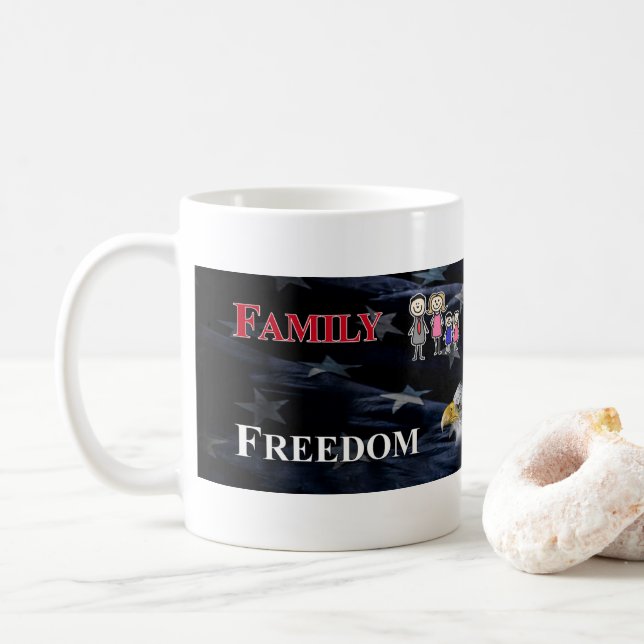 Familie, Schusswaffen, Freiheit und Katzen Tasse (Mit Donut)