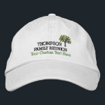 Familien-Wiedersehen gestickte Baseballmütze mit Bestickte Baseballkappe<br><div class="desc">Der perfekte Hut für Ihr Familien-Wiedersehen - Ausrüstungsbeschreibungen ein Baum und 3 Linien kundenspezifischer Text - addieren Sie Ihren Familiennamen,  Ereignistitel,  Datum,  Standort,  Datum,  etc.,  das für Wiedervereinigungen groß sind,  Familienereignisse,  Partys und Familienkreuzfahrten.  (Ändern Sie leicht die Text- und Hut- und Baumfarben)</div>