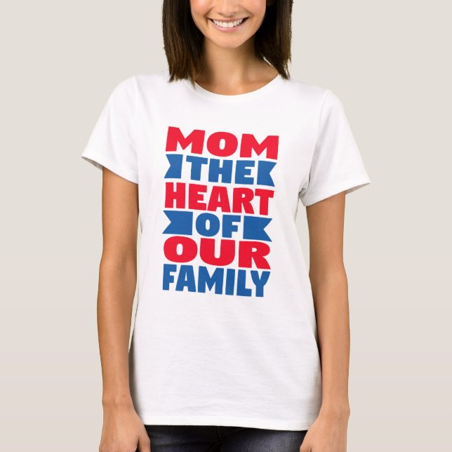 Familienangebot: Mama im Herzen - T - Shirt, Tasse T-Shirt (Vorderseite)