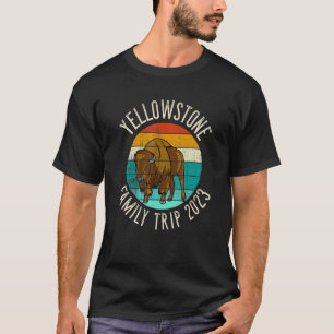 Familienausflug von Bison YELLOWSTONE 2023 T-Shirt