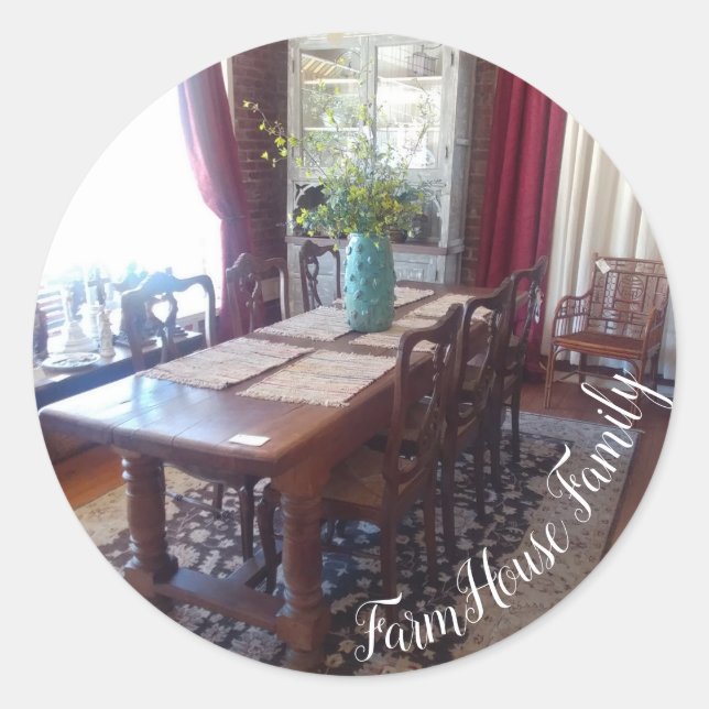 Familienessen im Bauernhof Runder Aufkleber (Vorderseite)