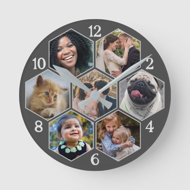Familienfoto Collage 7 Custom Gray Hexagon Blume Runde Wanduhr (Vorderseite)