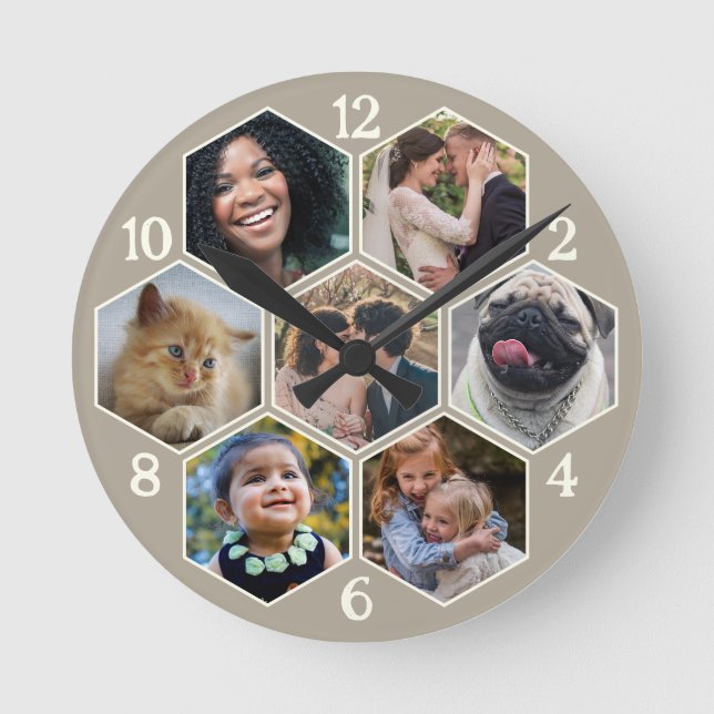 Familienfoto Collage 7 Custom Taupe Hexagon Blume Runde Wanduhr (Vorderseite)