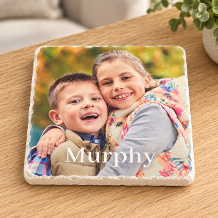 Familienfoto mit individuellem Nachnamen-Monogramm Steinuntersetzer
