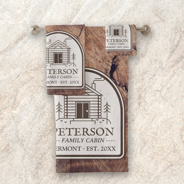 Familienkabine Rustikale Holzdekoration Personalis Badhandtuch Set (Rustic Personalized Family Cabin Lake House Custom Decor Bath Towels Set Family Name Year)
