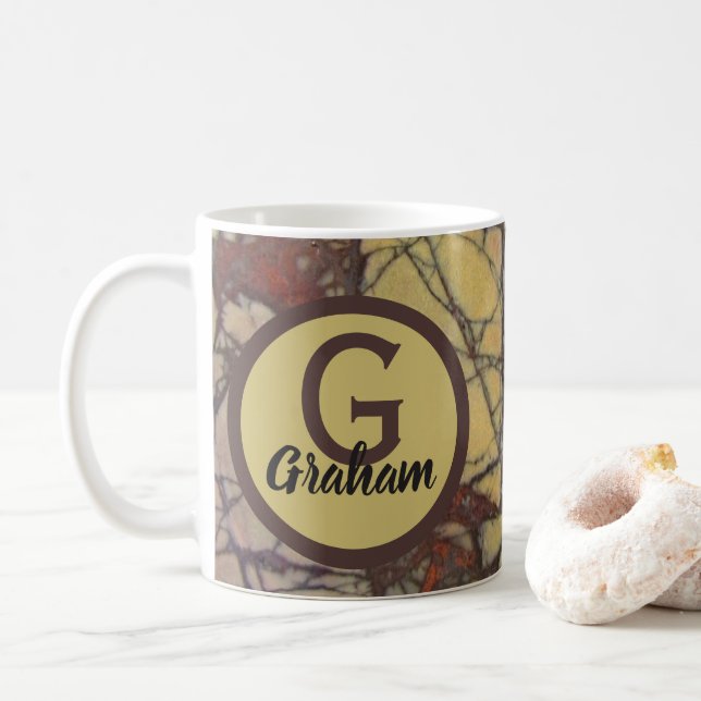 Familienmonogramm Gelbes Marmormuster Anfangsbuchs Kaffeetasse (Mit Donut)