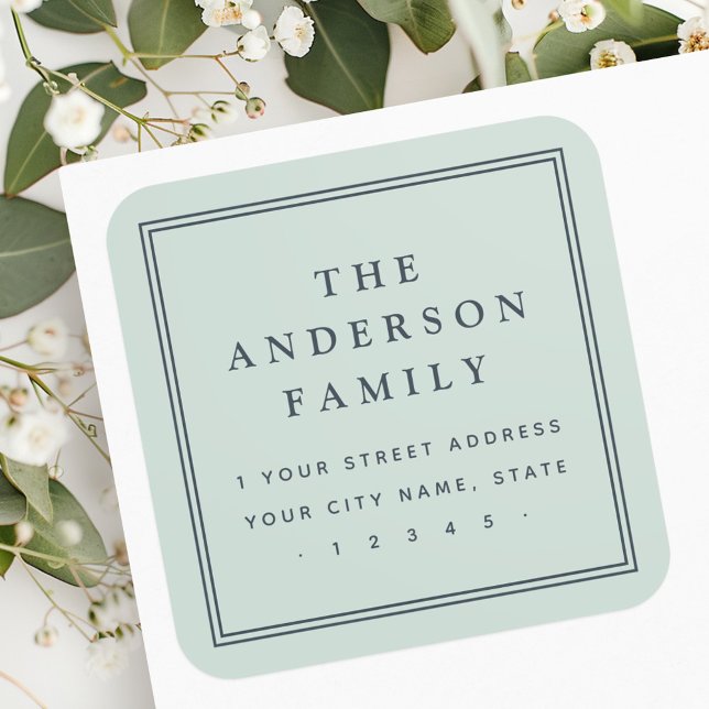 Familienname helle staubgrüne Rücksendeadresse Quadratischer Aufkleber (Family name light dusty sea green return address square sticker)