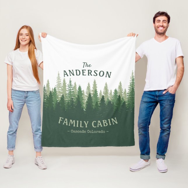 Familienname Kabine Lage Pine Tree Forest Fleecedecke (Beispiel)