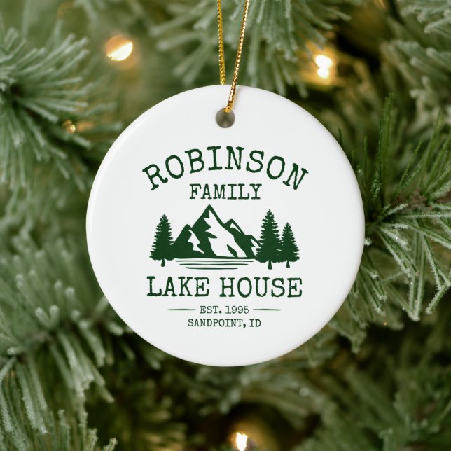 Familienname Lake House Forest Green Trees Keramik Ornament (Baum)