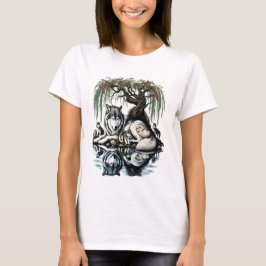 Familienoase Serene Wolf in idyllischer Natur T-Shirt