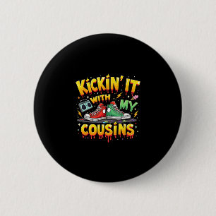 Familientreffen Schwarze Cousins haben Spaß mit Button
