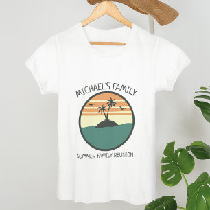 Familientreffen Sommeruntergang Strand Palmenbaum T-Shirt