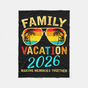Familienurlaub 2026 Strand passende Sommerferien Fleecedecke