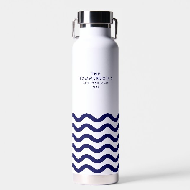 Familienurlaub Navy Blue Nautical Waves Trinkflasche (Vorne)