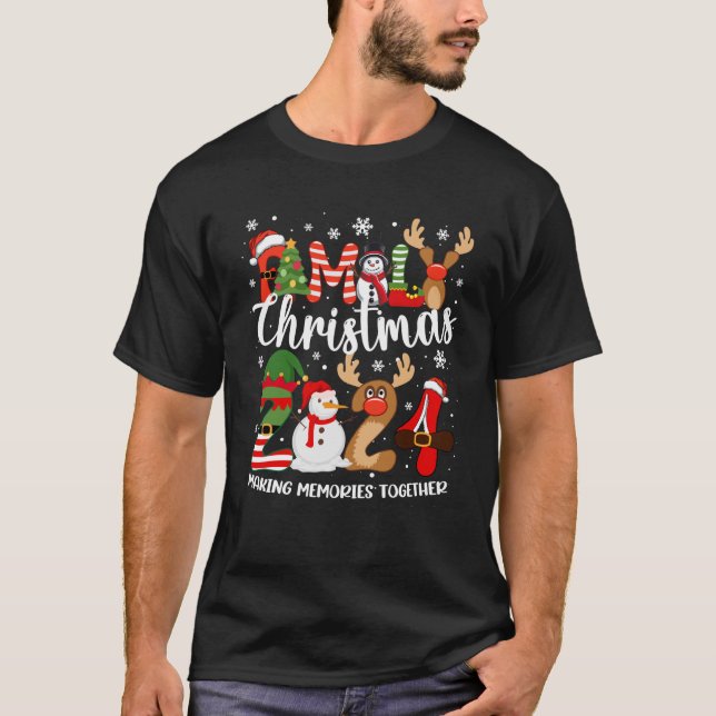 Family Christmas 2024 Matching Outfit Santa Xmas S T-Shirt (Vorderseite)