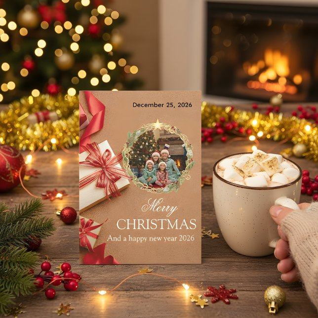 Family Christmas Photo Card 2026 | Red Gift Design Save The Date (Von Creator hochgeladen)