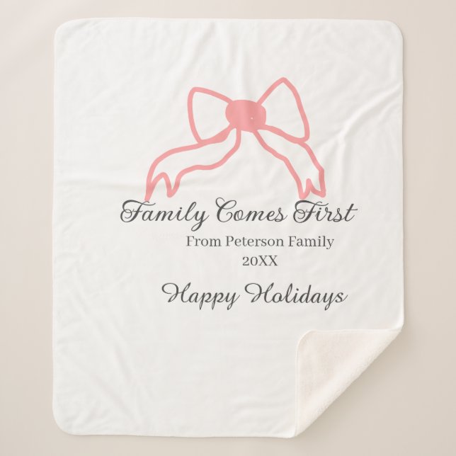 Family comes first red bow family name holidays sherpadecke (Vorderseite)
