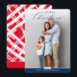 FAMILY FOTO Portrait Moderne Kalligraphie Blau Feiertagskarte<br><div class="desc">von kat massard >>> www.simplysweetPAPERIE.com << Ein super einfaches Foto-Urlaubskarte-Design, um die Saison mit Familie und Freunden zu feiern. Maximaler Platz, um Ihre schöne Familie zu zeigen! TIPS 1. Um das Foto zu verändern, drücken Sie den Knopf "Anpassen". 2. Sie können auch die Schriftart ändern, verschieben und mehr Text hinzufügen!...</div>