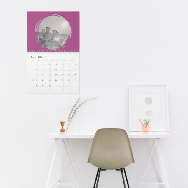 Family Photo Memories in Brushstroke Circles Kalender (Von Creator hochgeladen)