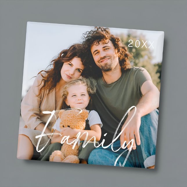 Family Photo Modern Cool Typography Magnet (Von Creator hochgeladen)