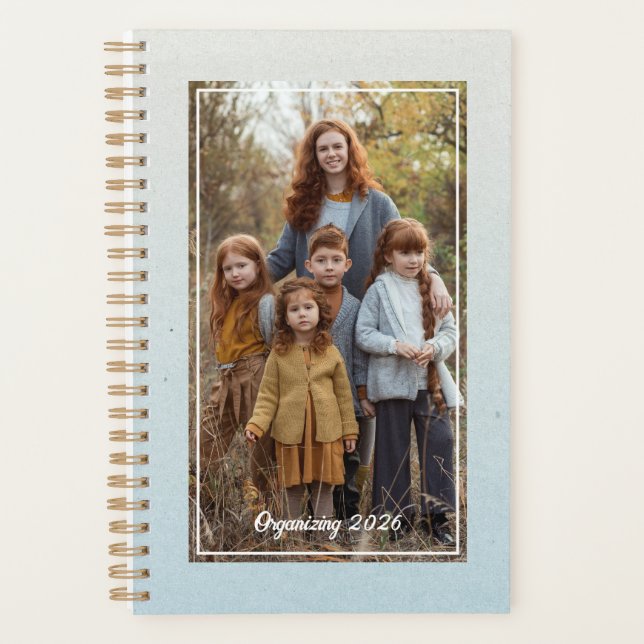 Family Photo Soft Blue Watercolor Personalized Planer (Vorderseite)