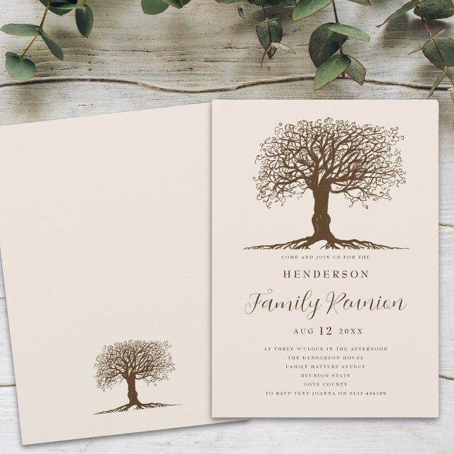 Family Tree Family Wiedersehen Einladung (Family tree family reunion brown and beige elegant script invitation Rustic stylish family gathering)