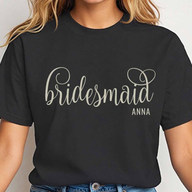 Fancy Off-White Script Bridesmaid Bachelorette T-Shirt (Von Creator hochgeladen)