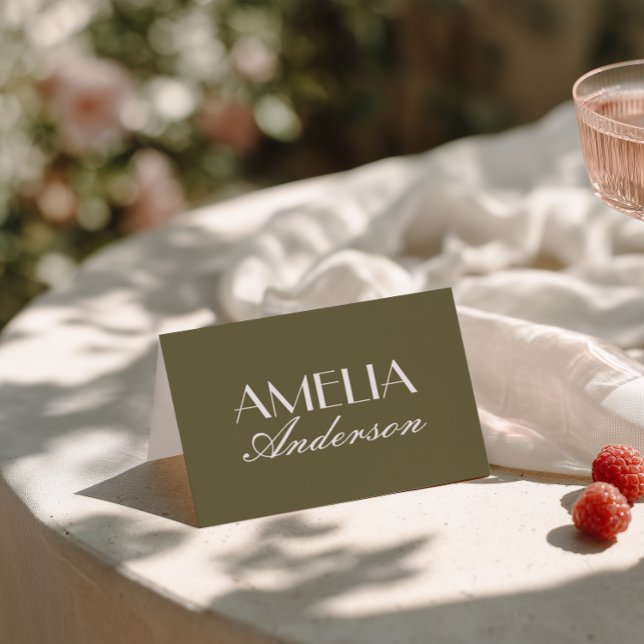 Fancy Olive Green Old Money Wedding Place Cards Tischnummer (Von Creator hochgeladen)