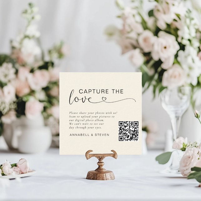 Fangen Sie die Liebe ein! Custom QR-Code Wedding Begleitkarte (Capture the love! Photo, QR-Code, Wedding Table Card, Beige.)