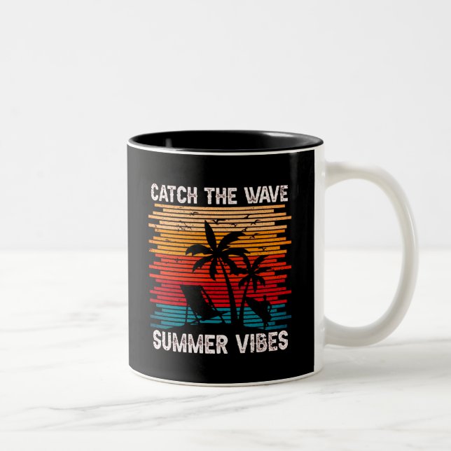 Fangen Sie die Wave Summer Vibes Zweifarbige Tasse (Rechts)