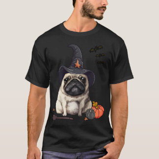 Fanny Porträt eines lächelnden Mopses in einem Hal T-Shirt